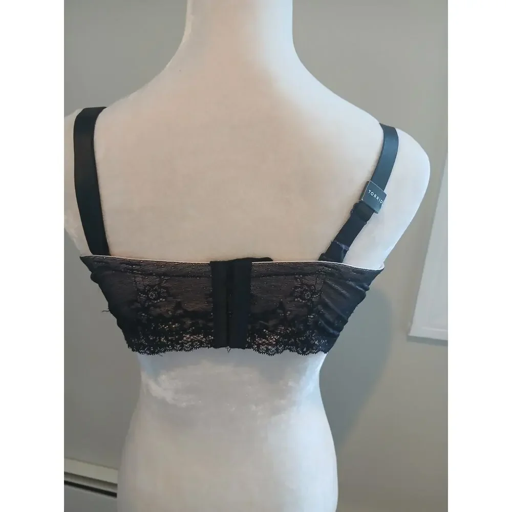 NWOT‎ Torrid Lacey 40DDD black bra padded
